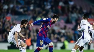 在激烈的篮 在激烈的篮